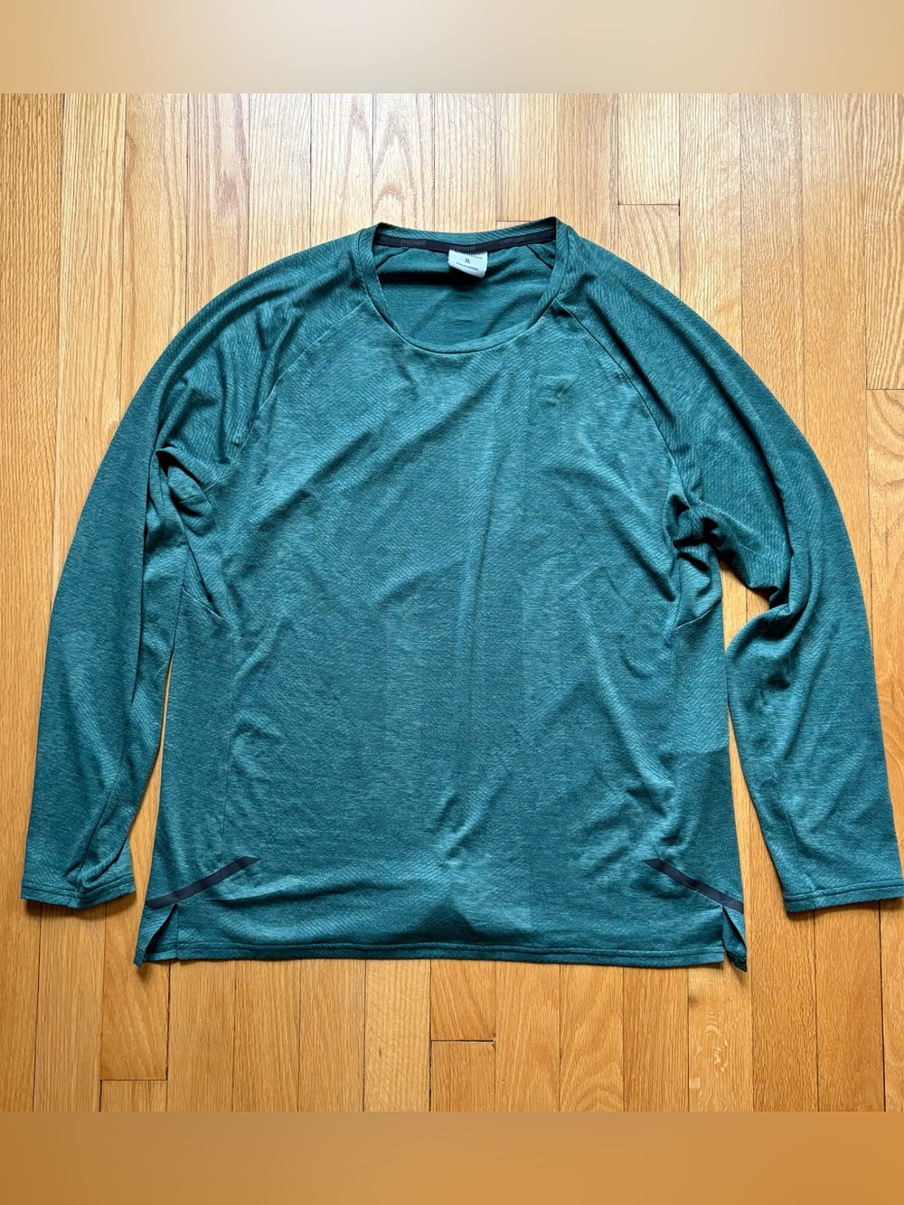 GymShark Women’s Train Long Sleeve Workout Shirt XL Green Solid